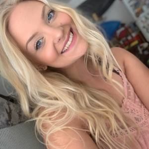 Meet your Posher, Maddie